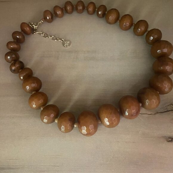 RJ Graziano Brown Faceted Resin Beaded Necklace NWOT - Picture 6 of 7